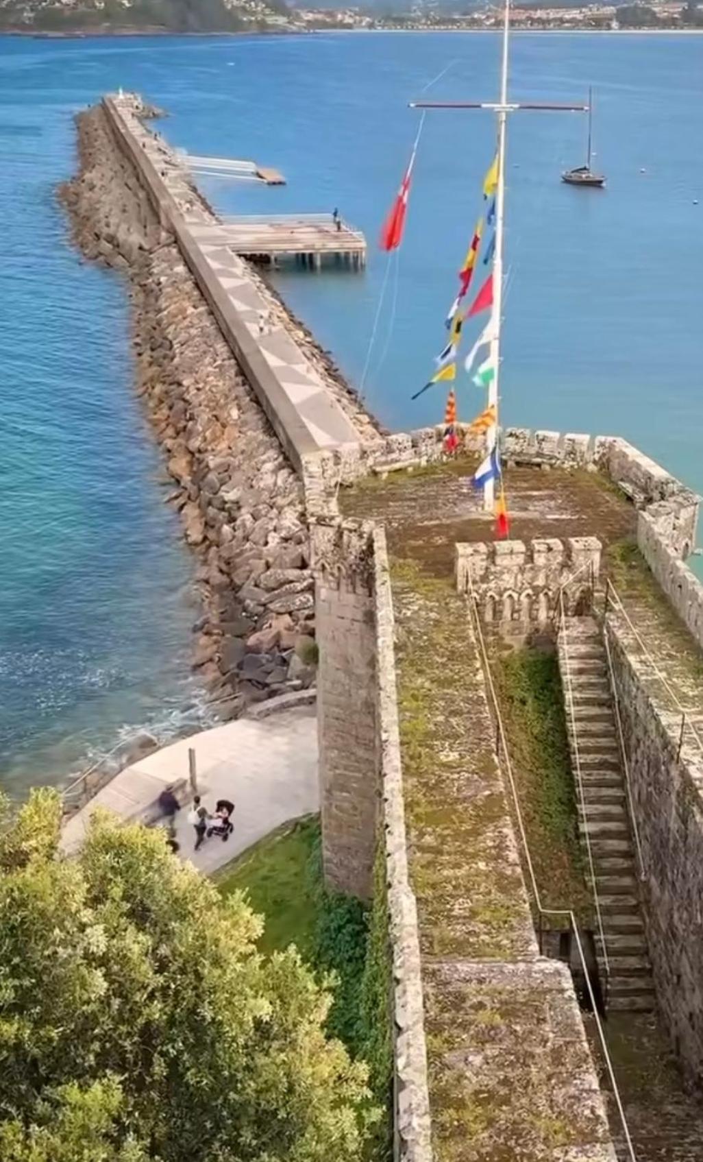 Estudio Impresionantes Vistas Con Terraza Y Piscina バイヨーナ エクステリア 写真