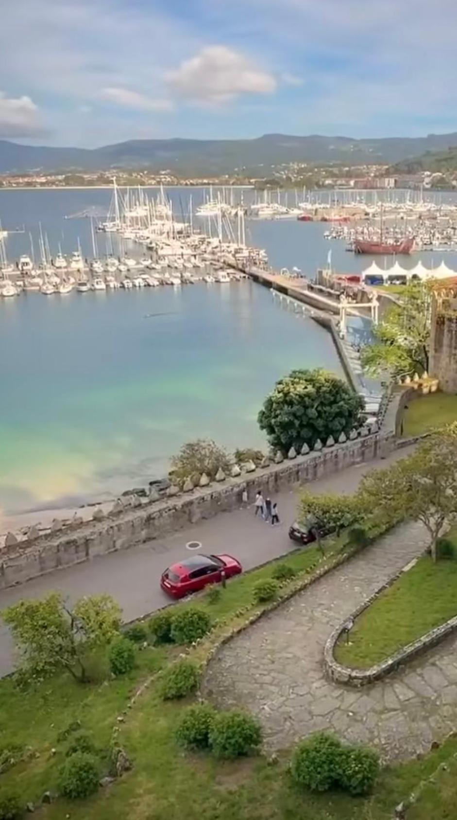 Estudio Impresionantes Vistas Con Terraza Y Piscina バイヨーナ エクステリア 写真